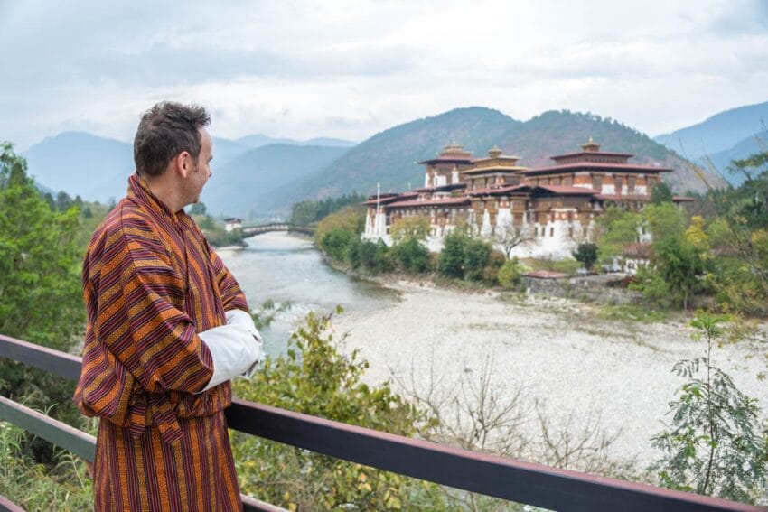 Punakha Dzong, un pueblo de falos y dormir en una granja) 7 d08-48