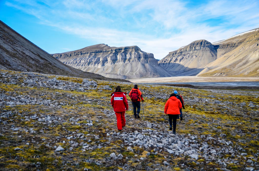 Ártico Noruego, Bjonahamna, Longyearbyen, Noruega, Skansbukta, spitzsbergen, Svalbard, viaje en pareja, viaje exploración