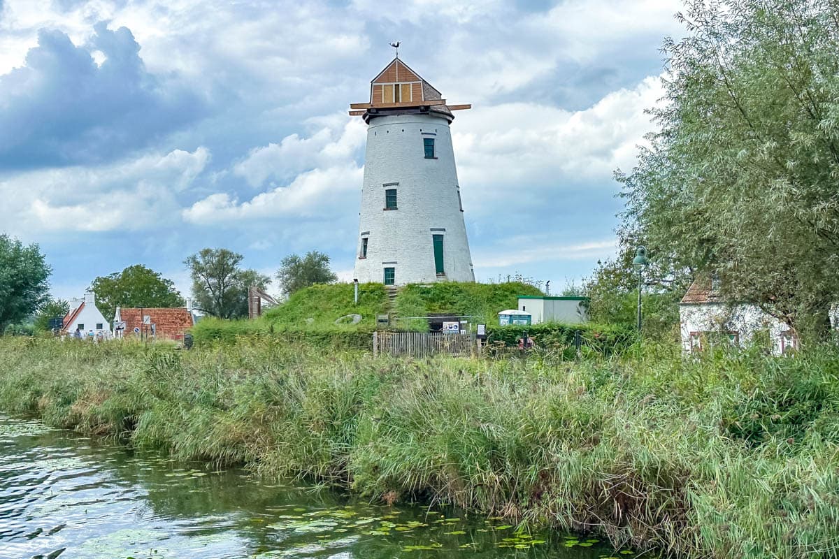 barco, bicicleta, brujas, canales, castillo, como ir, damme, damse vaart, excursión, lamme goedzak, molinos de viento, napoleón, plaza, que ver, tour