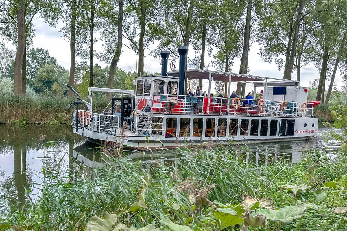 barco, bicicleta, brujas, canales, castillo, como ir, damme, damse vaart, excursión, lamme goedzak, molinos de viento, napoleón, plaza, que ver, tour