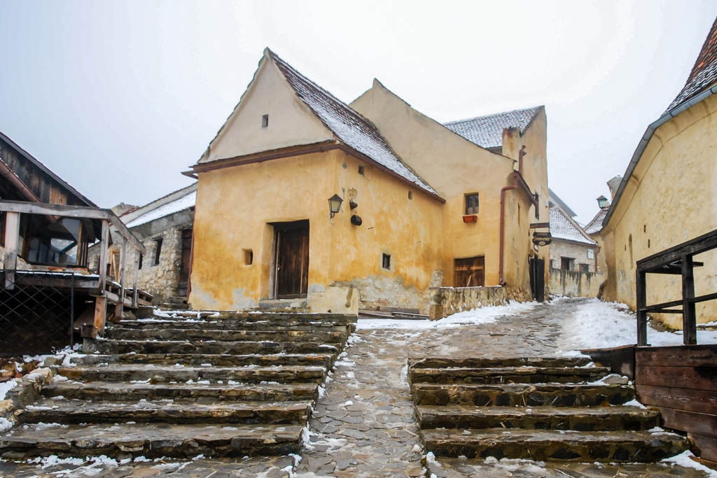 Bran, Castillo de Bran, Escapada, Fortaleza de Rasnov, por libre, Rasnov, Rumania, viaje en pareja