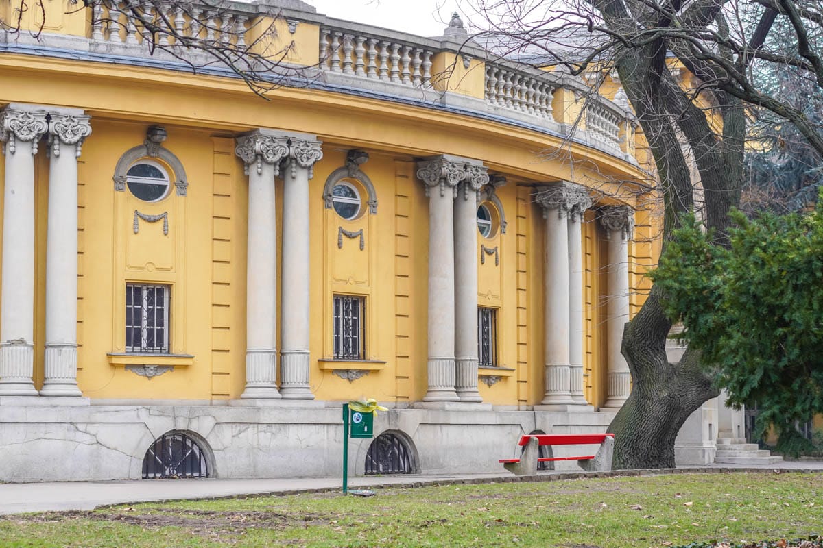 Andrássy, baños termales, etnográfico, imprescindibles, museo, pista de hielo, plaza de los héroes, por libre, recorrido, ruta, Széchenyi, viaje en familia, visitar