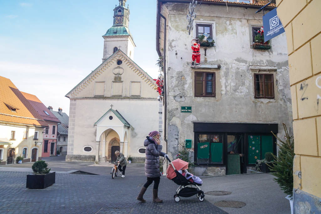 Bled, Eslovenia, Ljubljana, por libre, Radovljica, ruta en coche, viaje en familia