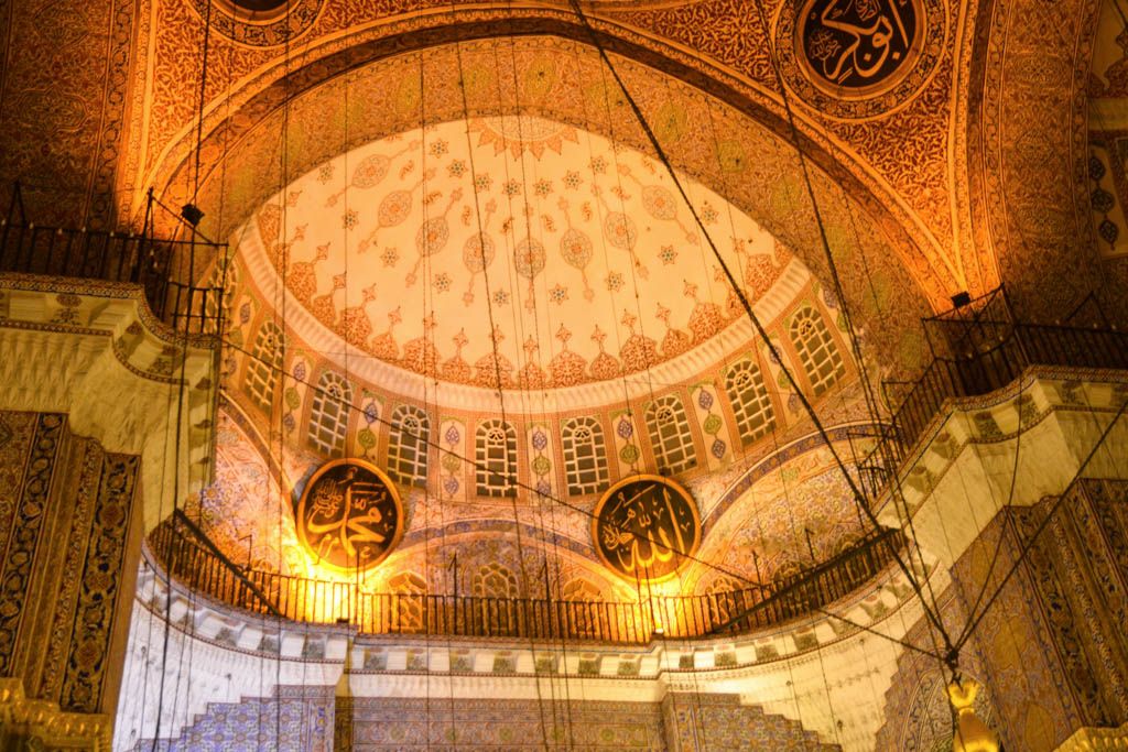 Dolmabahçe, Escapada, Estambul, Hamami, İstikla, Mezquita Yuni, por libre, Taksim, Torre de Gálata, Turquia, viaje en pareja