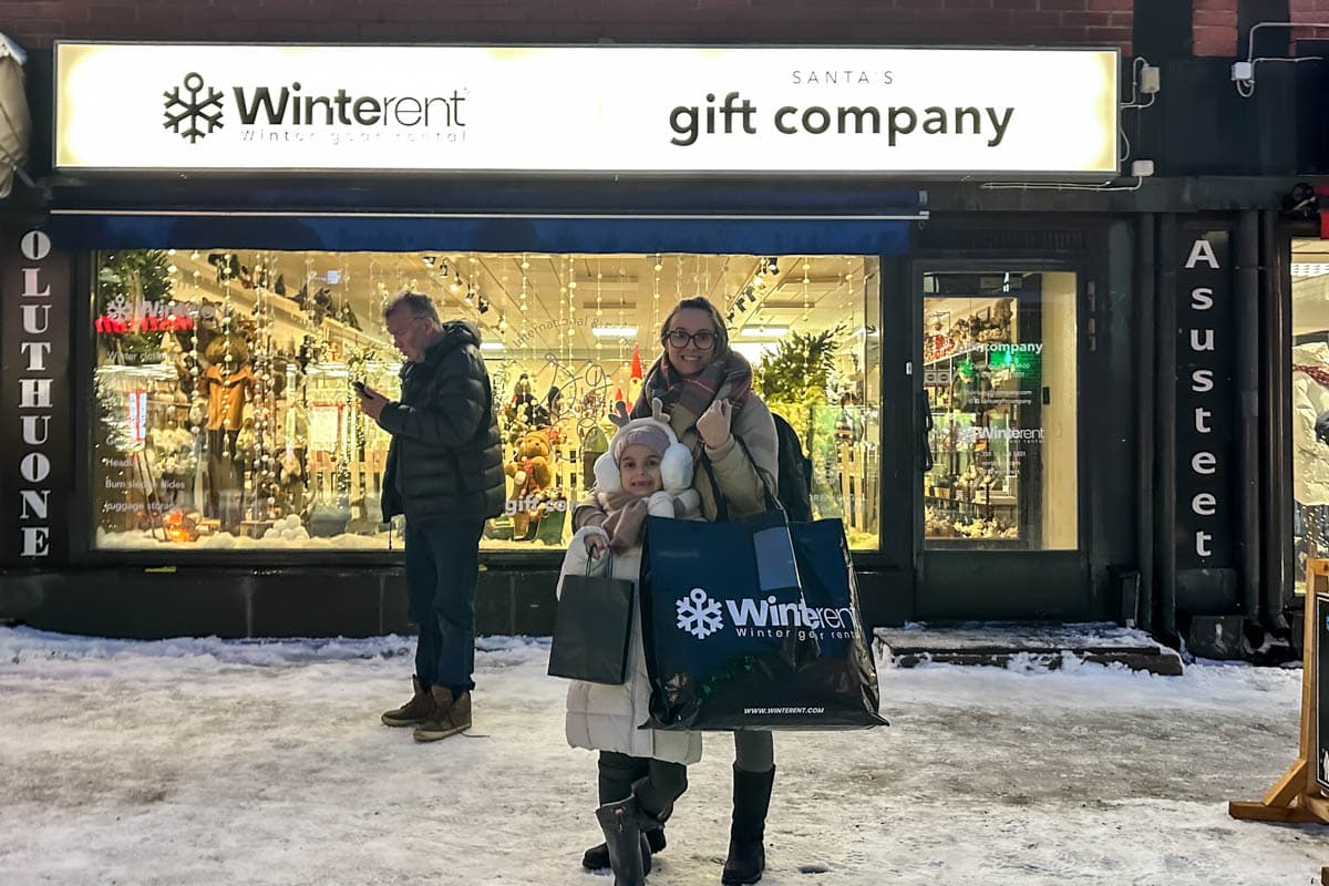 atracciones, finlandia, invierno, laponia, por libre, que ver, Rovaniemi, ruta, SnowGlow Winterpark, temático, tren, viaje en familia