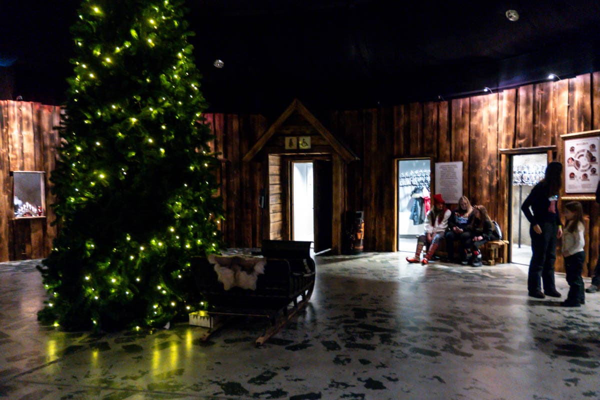 atracciones, elfos, escuela, finlandia, guia, laponia, por libre, que ver, Rovaniemi, Santa Park, viaje en familia