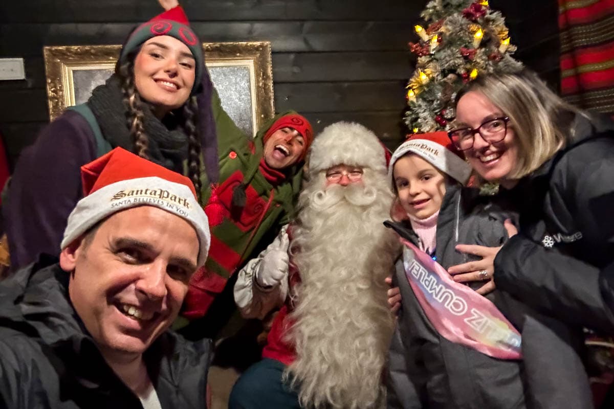 bosque secreto, Dream of Joulukka, elfos, finlandia, laponia, Papá Noel, por libre, que ver, Rovaniemi, ruta, Santa Claus, Santa Park, Toy Factory Magic, viaje en familia