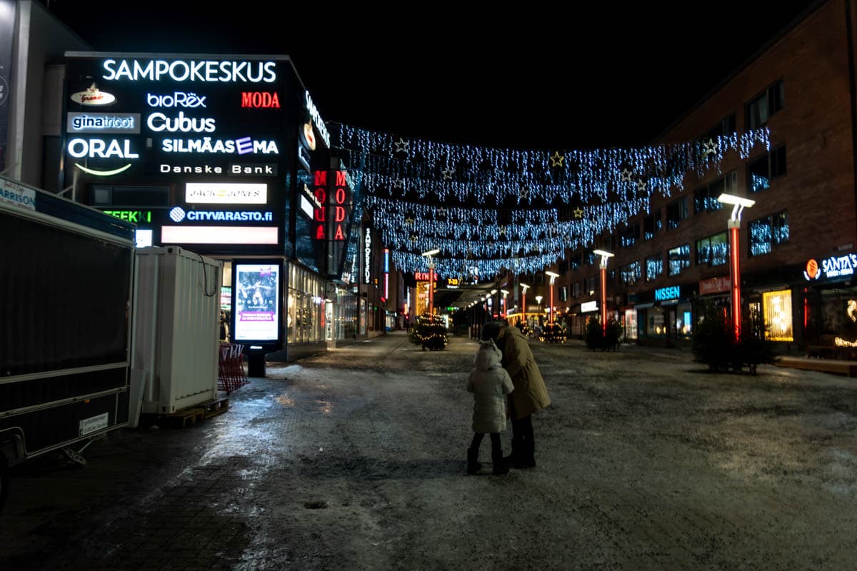 bosque secreto, Dream of Joulukka, elfos, finlandia, laponia, Papá Noel, por libre, que ver, Rovaniemi, ruta, Santa Claus, Santa Park, Toy Factory Magic, viaje en familia