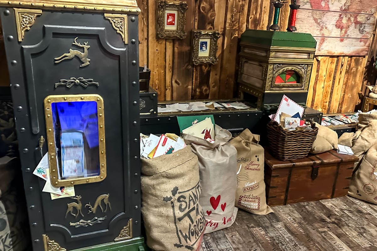 atracciones, elfos, escuela, finlandia, guia, laponia, por libre, que ver, Rovaniemi, Santa Park, viaje en familia