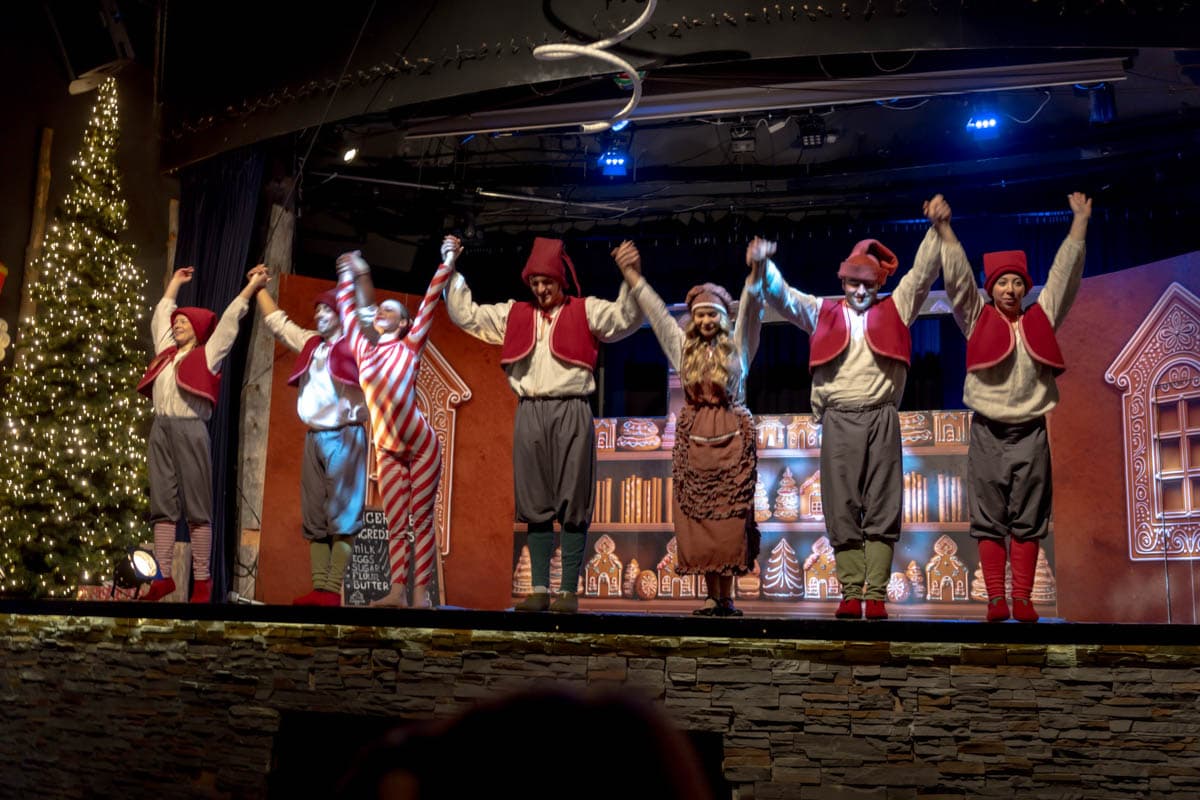 atracciones, elfos, escuela, finlandia, guia, laponia, por libre, que ver, Rovaniemi, Santa Park, viaje en familia