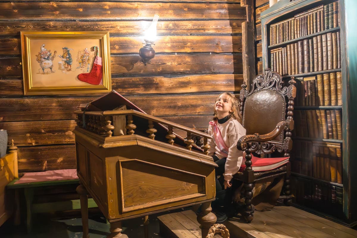 atracciones, elfos, escuela, finlandia, guia, laponia, por libre, que ver, Rovaniemi, Santa Park, viaje en familia