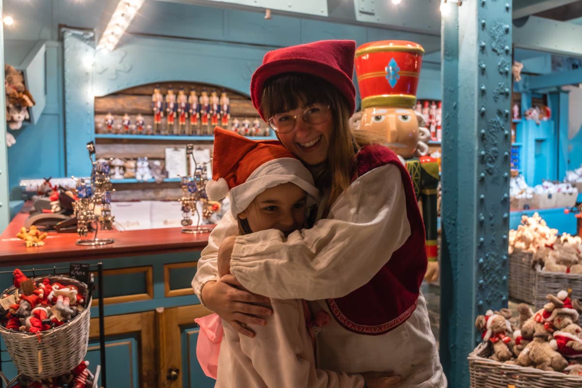 atracciones, elfos, escuela, finlandia, guia, laponia, por libre, que ver, Rovaniemi, Santa Park, viaje en familia