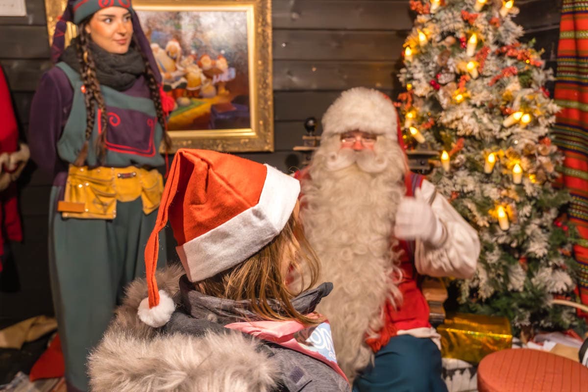 bosque secreto, Dream of Joulukka, elfos, finlandia, laponia, Papá Noel, por libre, que ver, Rovaniemi, ruta, Santa Claus, Santa Park, Toy Factory Magic, viaje en familia