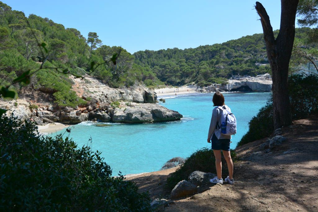 Baleares, cala, Menorca, Mitjana, playa, por libre, que hacer, visita