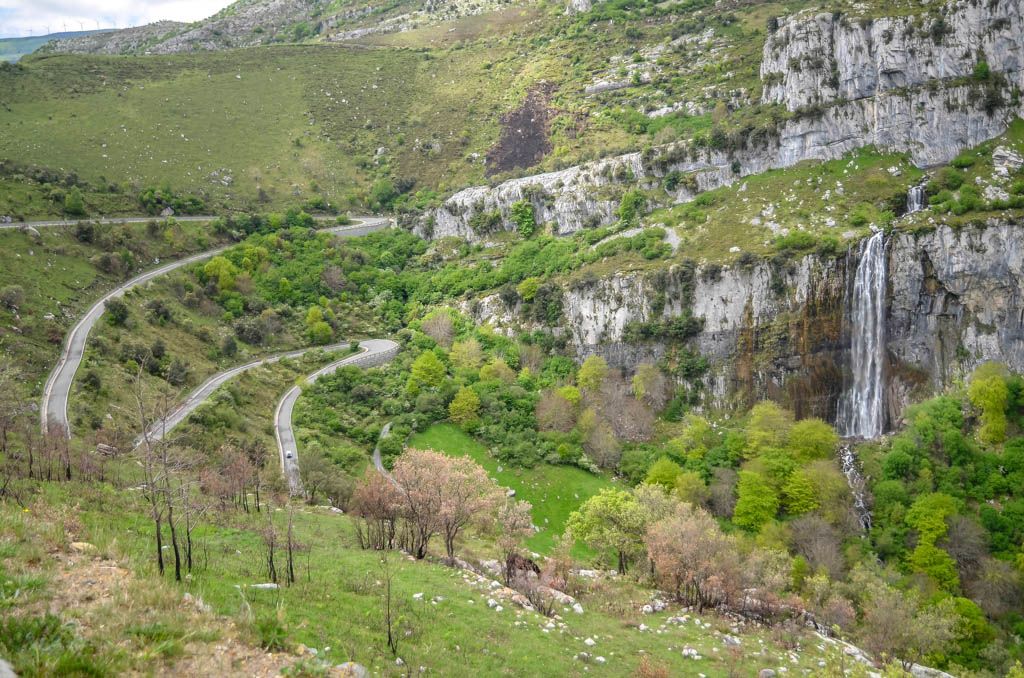 asón, Cantabria, cantabria oriental, cascada, collados de ason, por libre, senderismo, trekking, valle de soba