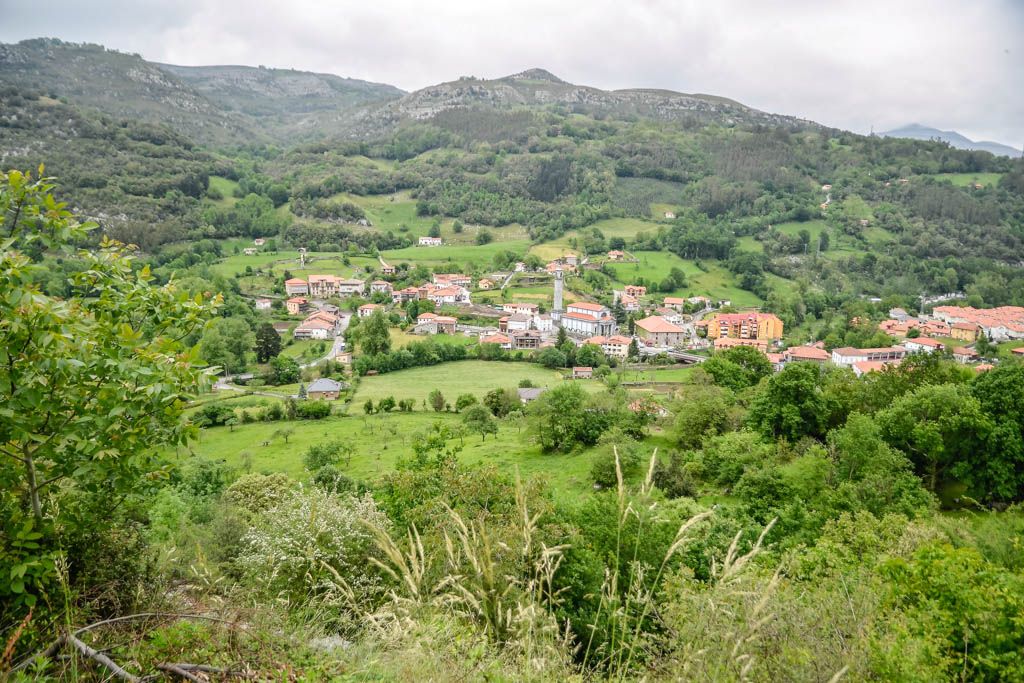 Arredondo, Cantabria, cantabria oriental, cueva, ermita, Escapada, iglesia rupestre, por libre, Socueva, visita