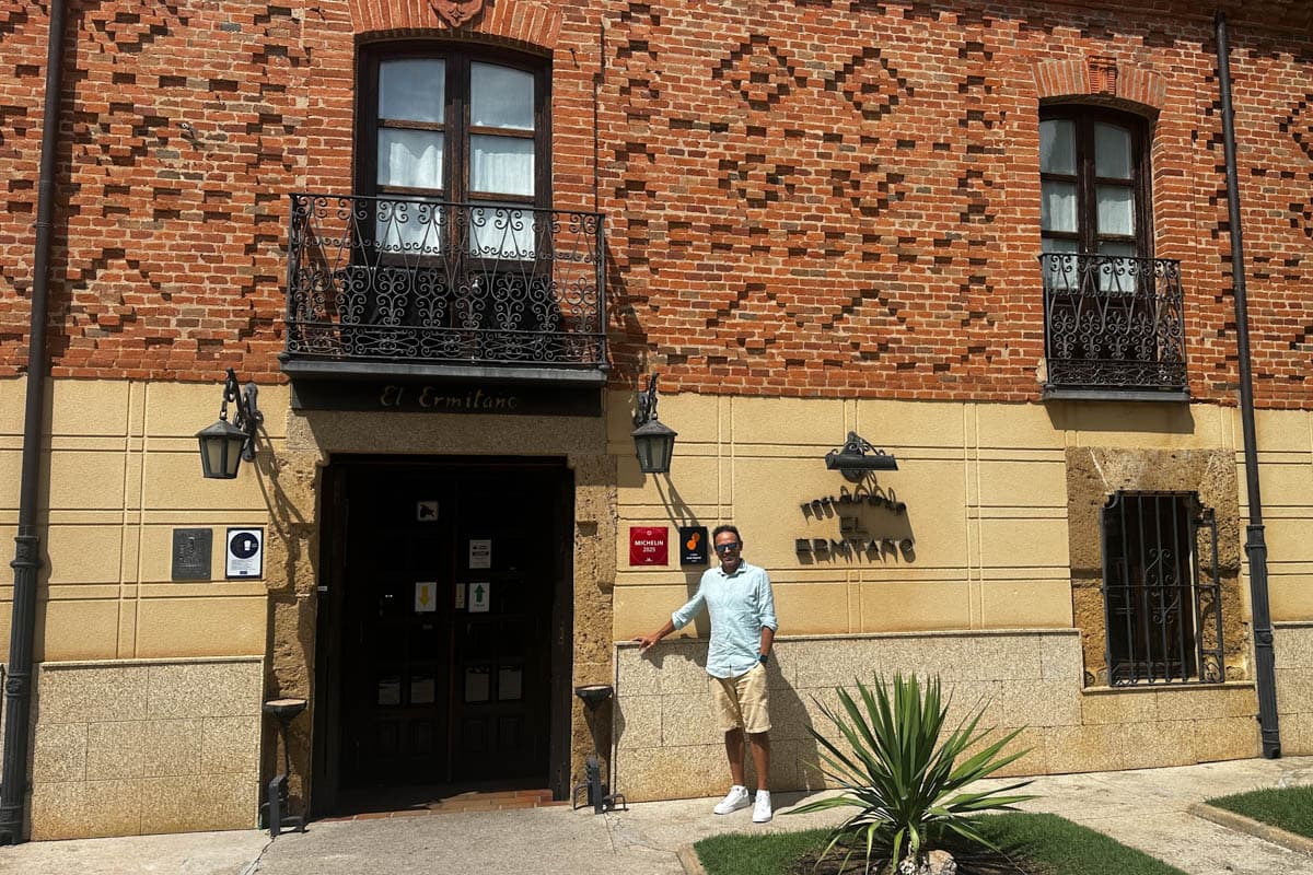 alojamiento, Benavente, Bodega La Gruta, buffet, El Ermitaño, experiencia, gastronomía, habitación, opinión, parador, por libre, review, viajes solo