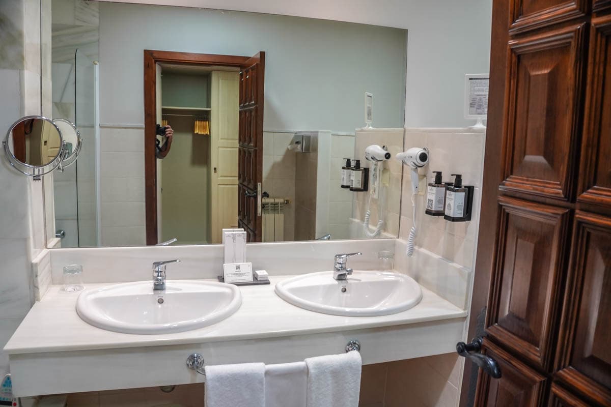 alojamiento, buffet, El Torreón, experiencia, Figón, gastronomía, habitación, opinión, parador, por libre, review, Tordesilas, viajes solo