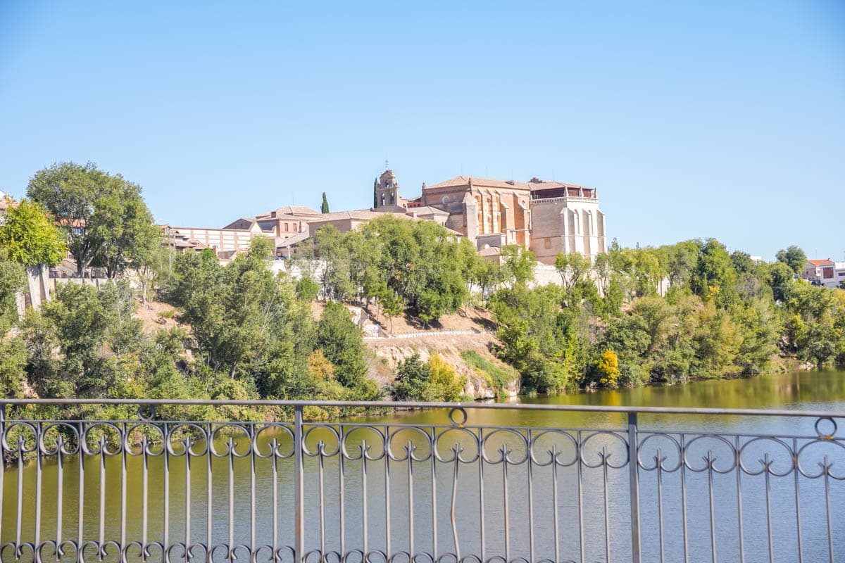 alojamiento, buffet, El Torreón, experiencia, Figón, gastronomía, habitación, opinión, parador, por libre, review, Tordesilas, viajes solo