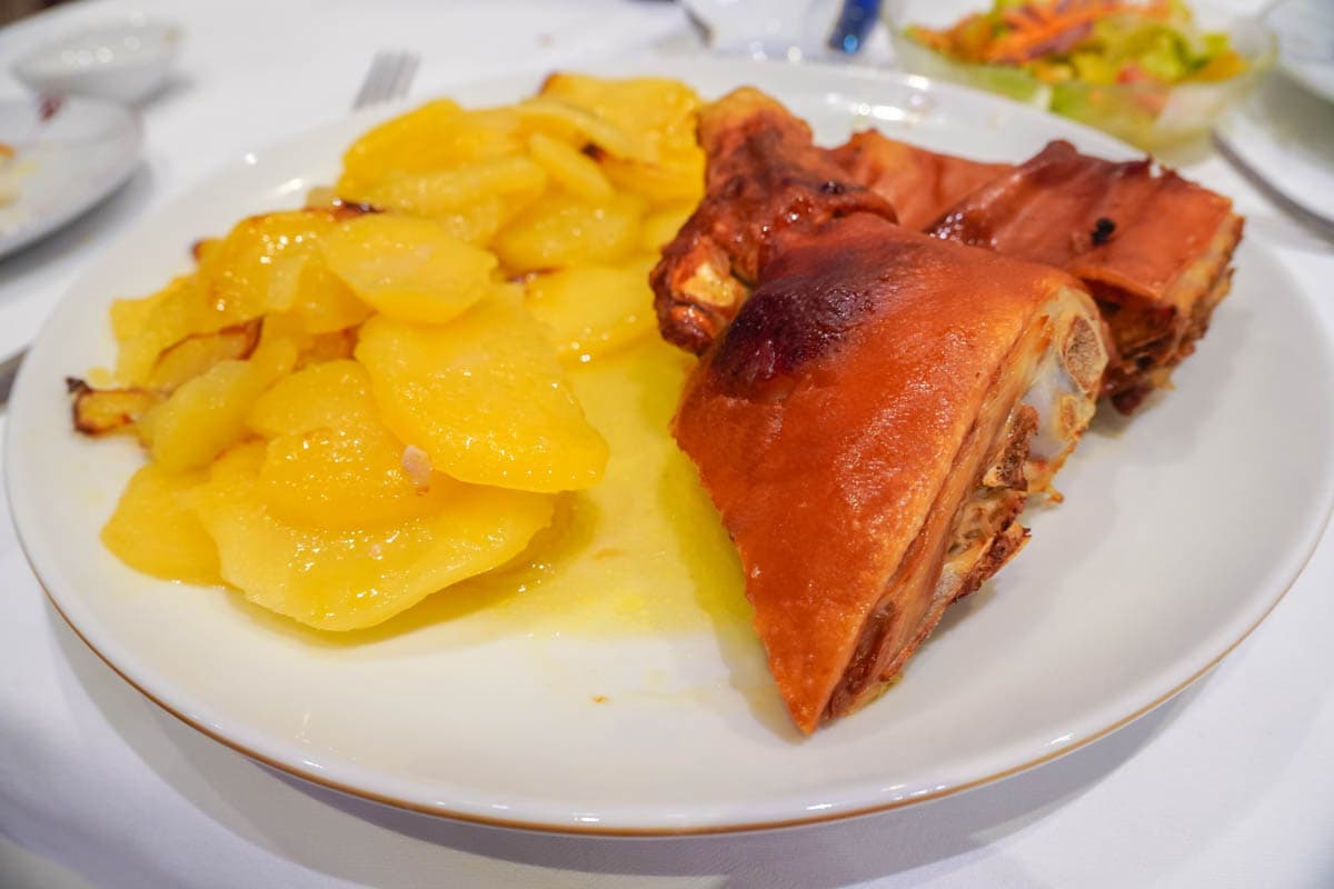 alojamiento, buffet, El Torreón, experiencia, Figón, gastronomía, habitación, opinión, parador, por libre, review, Tordesilas, viajes solo