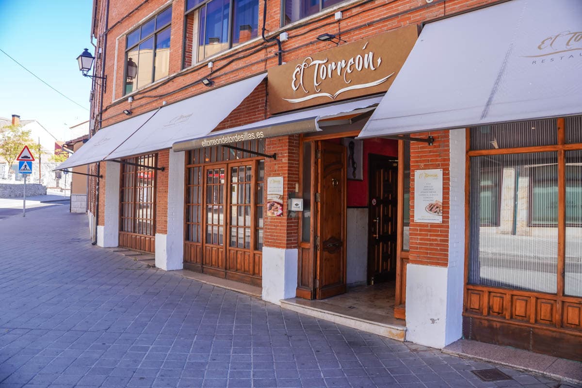 alojamiento, buffet, El Torreón, experiencia, Figón, gastronomía, habitación, opinión, parador, por libre, review, Tordesilas, viajes solo