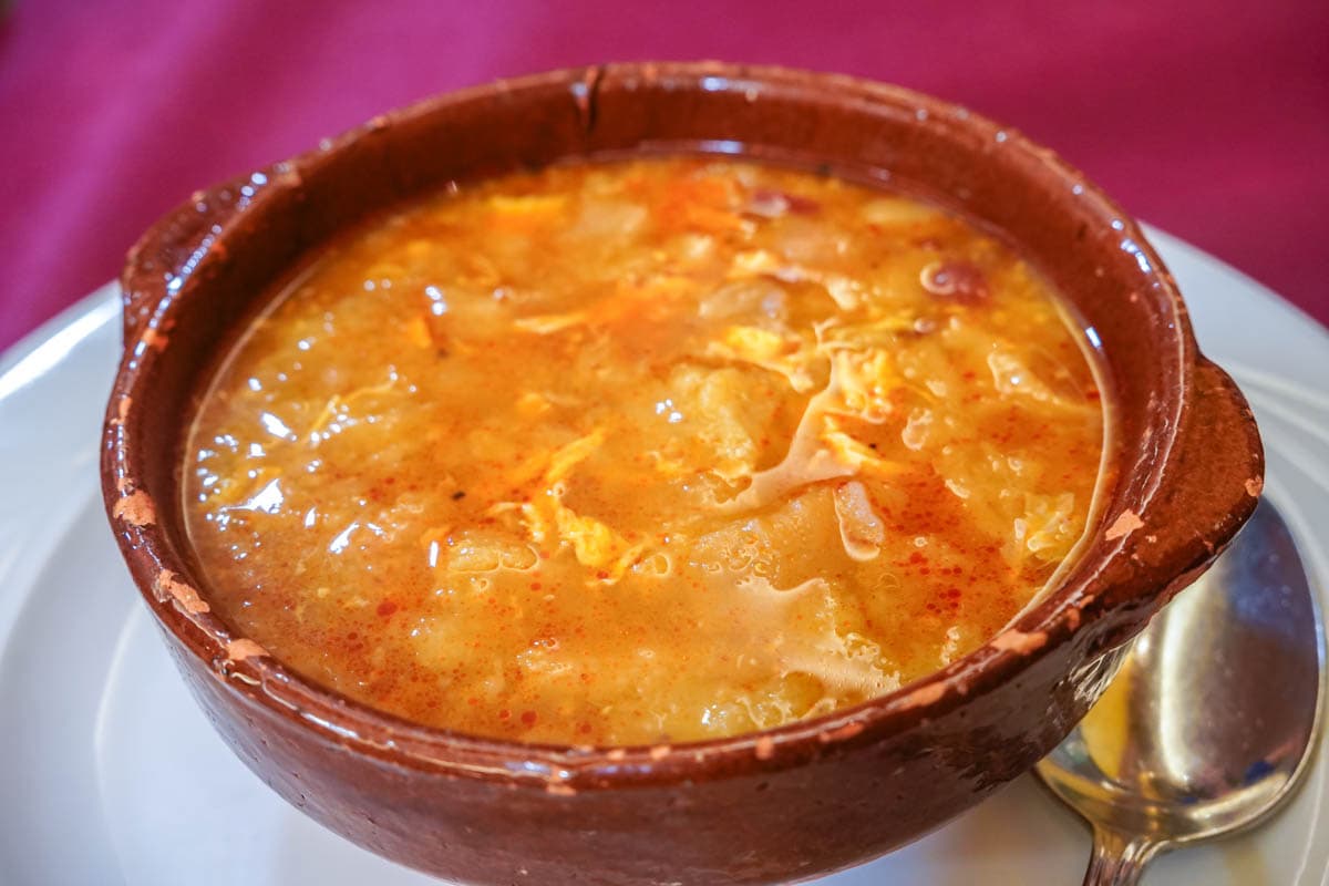 alojamiento, buffet, El Torreón, experiencia, Figón, gastronomía, habitación, opinión, parador, por libre, review, Tordesilas, viajes solo