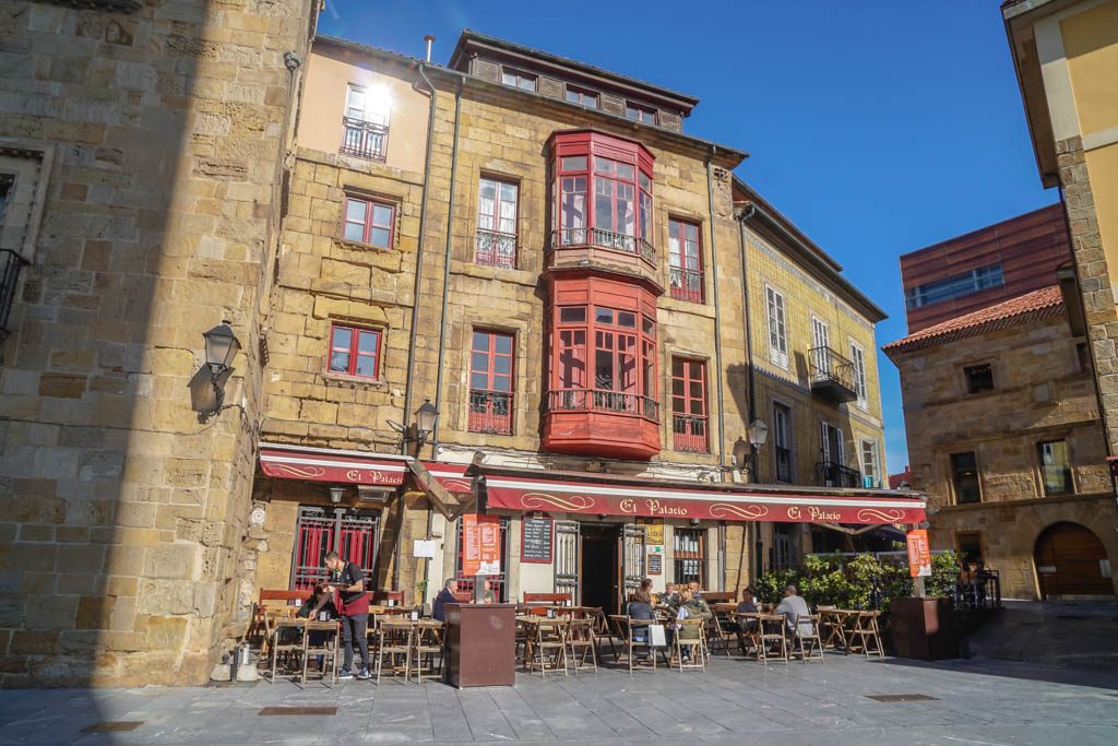 Malabares Ahorro entonces 11 planes imprescindibles que hacer (y comer) en Gijón