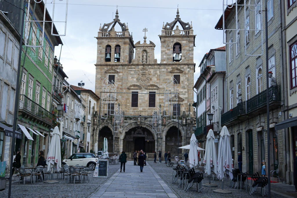 Bom Jesus, Braga, castillo, catedral, Guimaraes, iglesia, palacio, por libre, Portugal, viaje en pareja