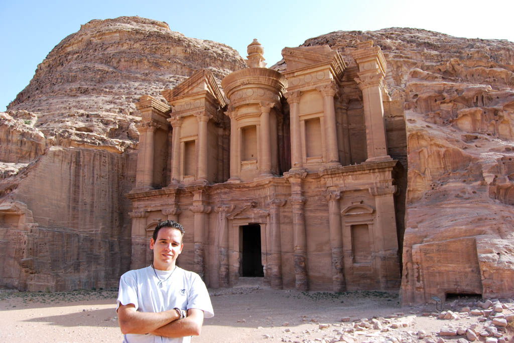 jordania, monasterio, petra, Siq, tesoro, viaje con amigos, viaje personalizado