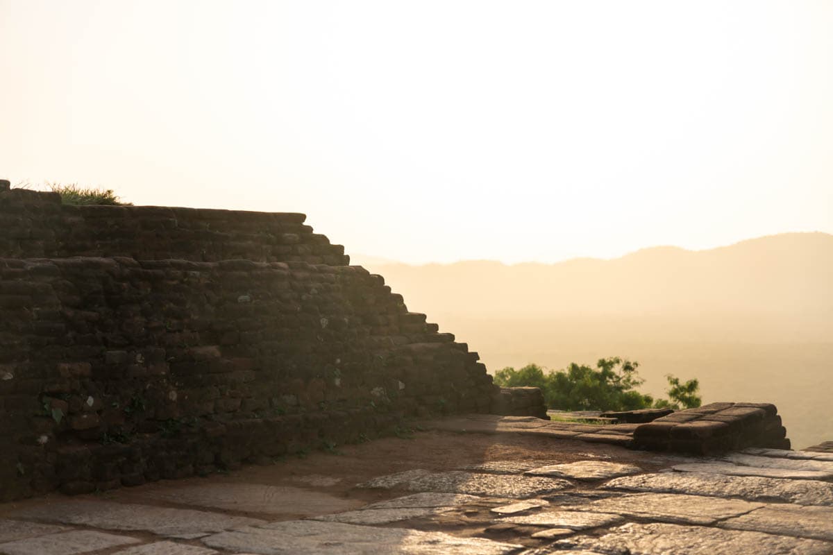 agencia especializada, que ver, recorrido, roca, ruinas, ruta, Sigiriya, Sri Lanka, Unesco, viaje con amigos