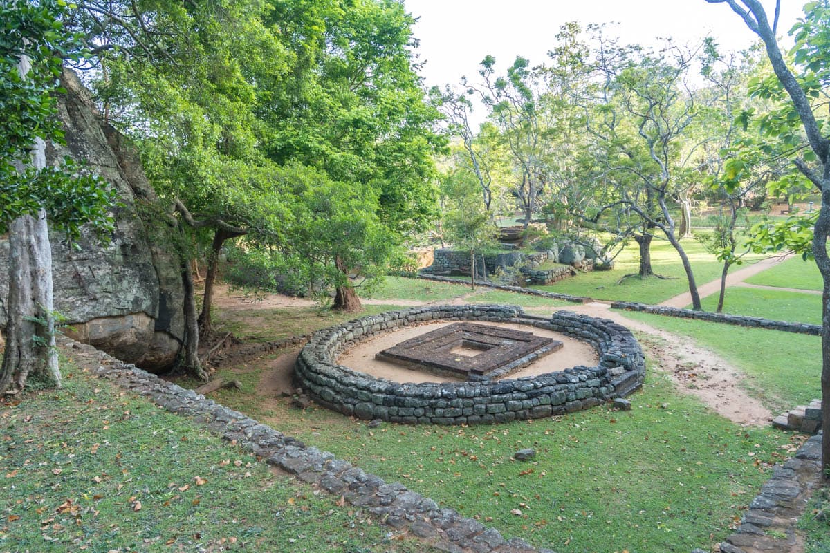 agencia especializada, que ver, recorrido, roca, ruinas, ruta, Sigiriya, Sri Lanka, Unesco, viaje con amigos