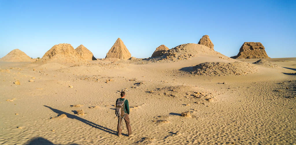 agencia especializada, itinerario, Karima, Kerma, Nuri, pirámides, ruta, Sudán, Taharqa, Tombus, viaje solo