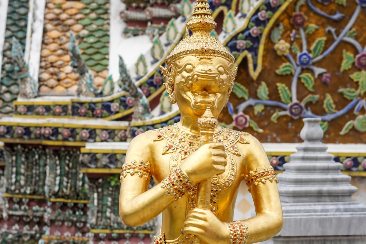 Amanecer, bangkok, Buda Esmeralda, Buda Reclinado, chinatown, Gran Palacio, IconSiam, por libre, que ver, tailandia, templo, viaje en familia