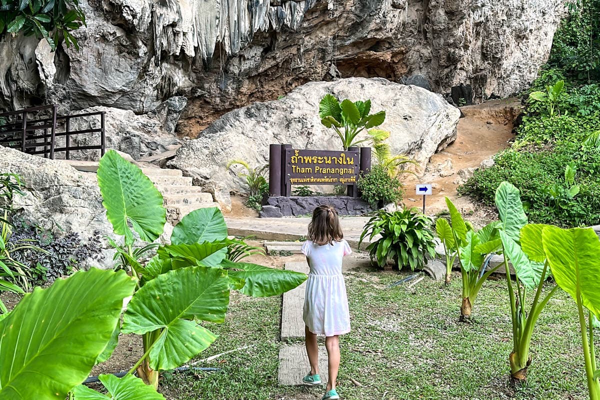 atardecer, cueva, Diamond Cave, Krabi, mejor playa, Phra Nang Beach, Railay Beach, tailandia, viaje con niños, viaje en familia
