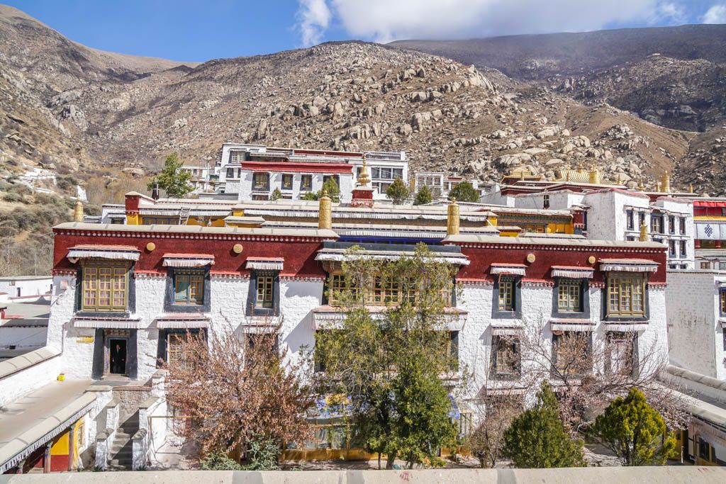 agencia especializada, China, Drepung, Lhasa, meseta tibetana, monasterio, Tíbet, viaje solo, Yamdrok