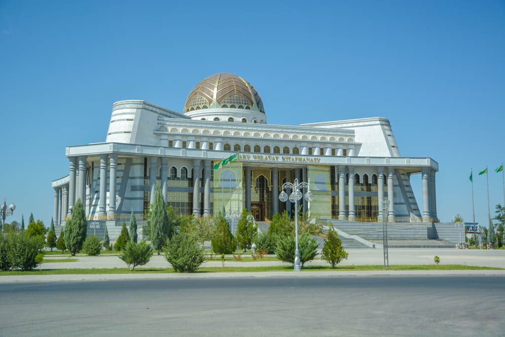 agencia especializada, Ashgabat, Gonur, Haroba Kosht, Mary, Tepe, Turkmenistan, viaje en pareja, zoroastrismo
