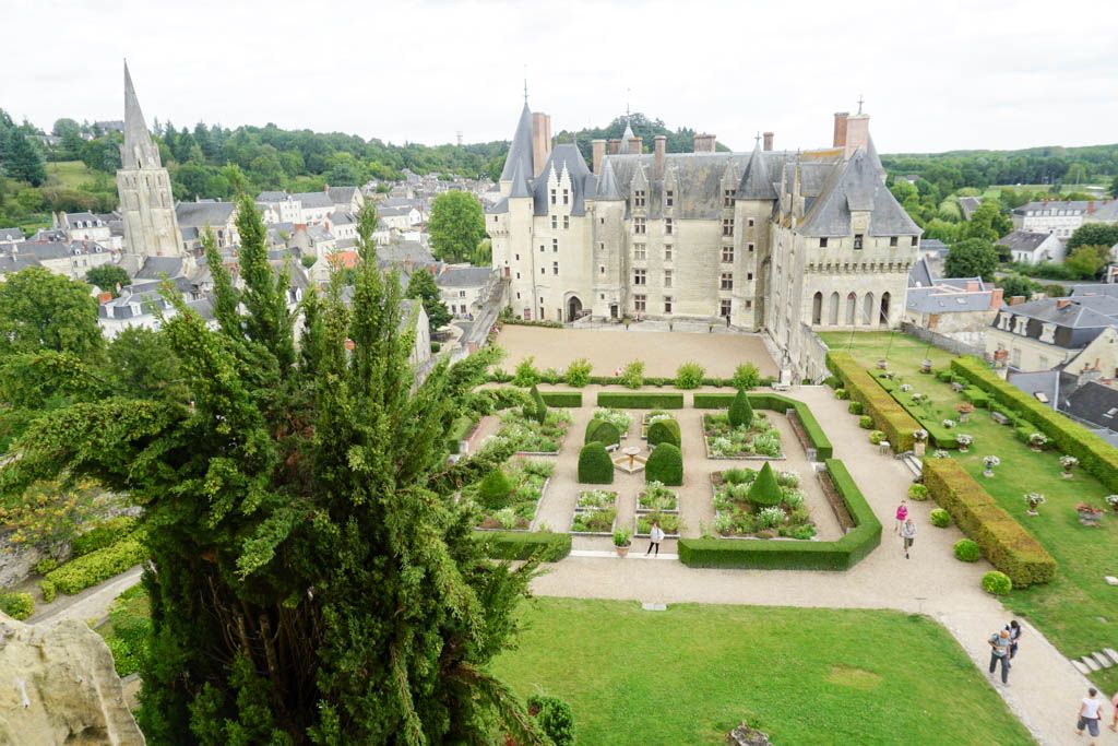 Azay-le-Rideau, Francia, hotel troglodita, Langeais, por libre, ruta, ruta en coche, tours, Valle del Loira, viaje en pareja, Villandry