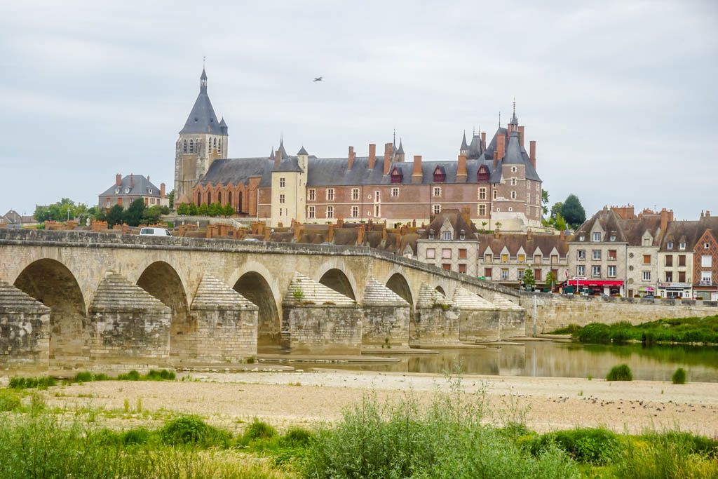 Briare, canal, esclusa, Fleury, Francia, Germigny-des-Prés, Gien, por libre, ruta, ruta en coche, Sully-sur-Loire, Valle del Loira, viaje en pareja